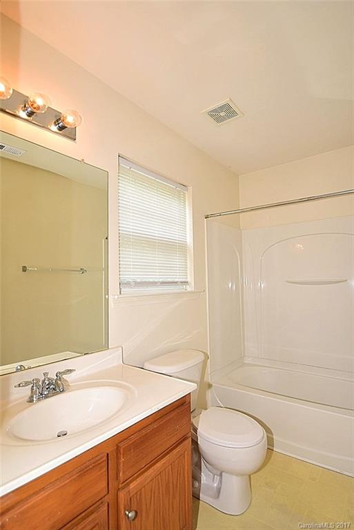 Riverwalk - Residential Lease