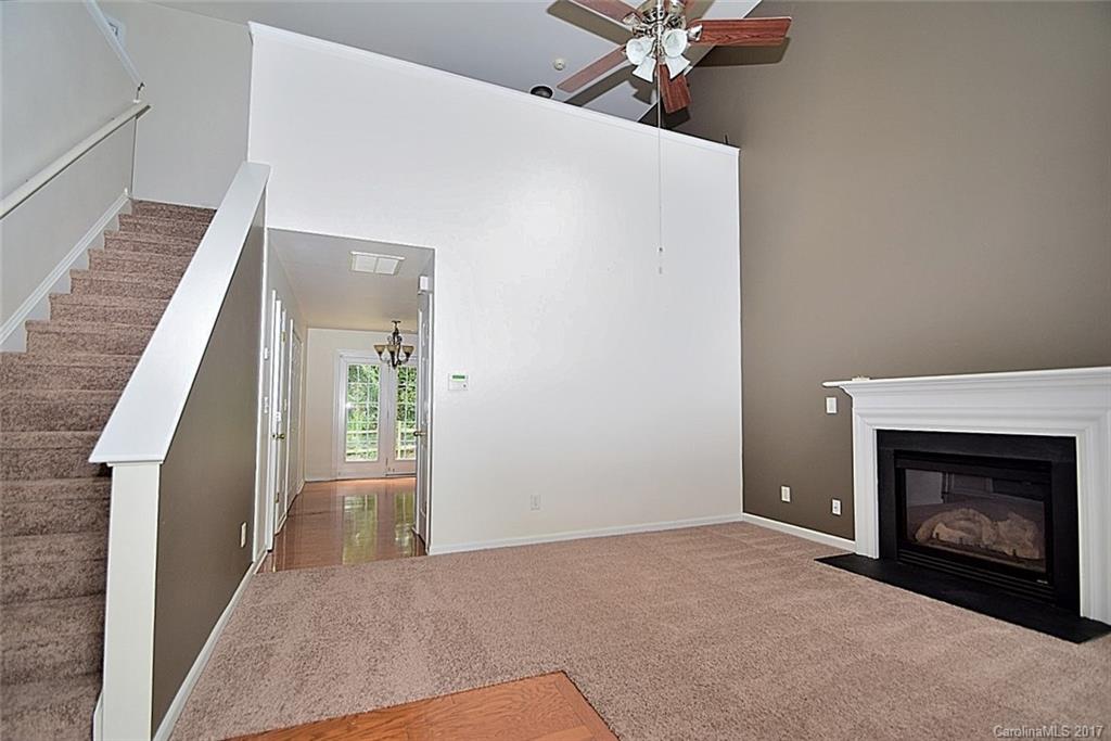 Riverwalk - Residential Lease