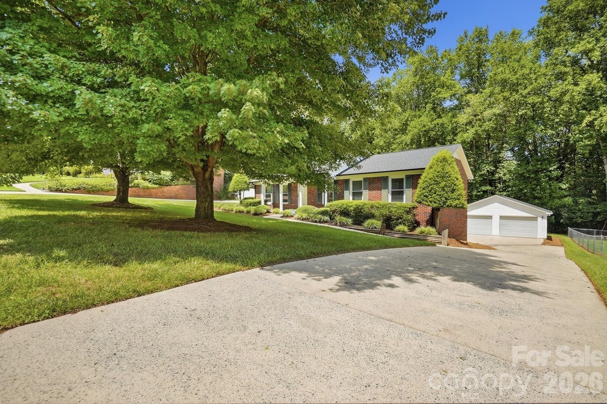 2050 Brownstone Court