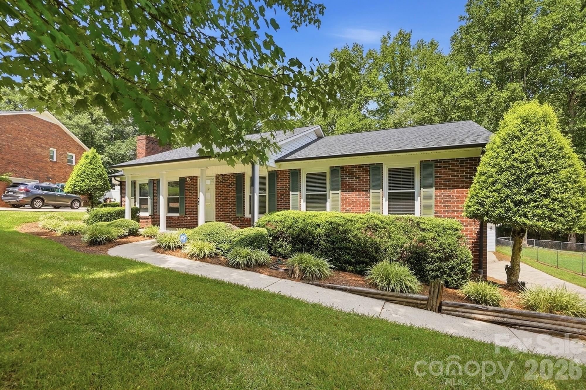 2050 Brownstone Court