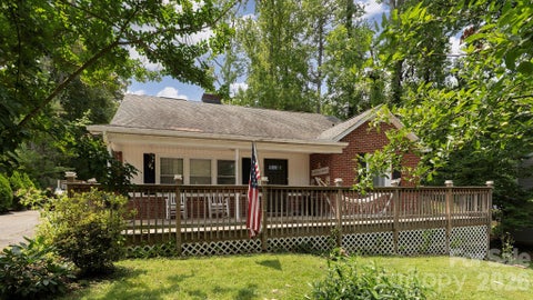 Photo of 7816 E Lane Drive, Charlotte, NC 28212 (MLS # 4398982)