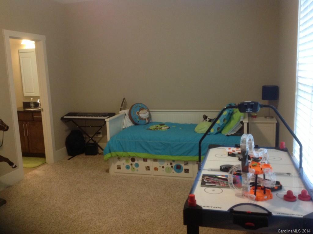 Hazel Ridge - Residential