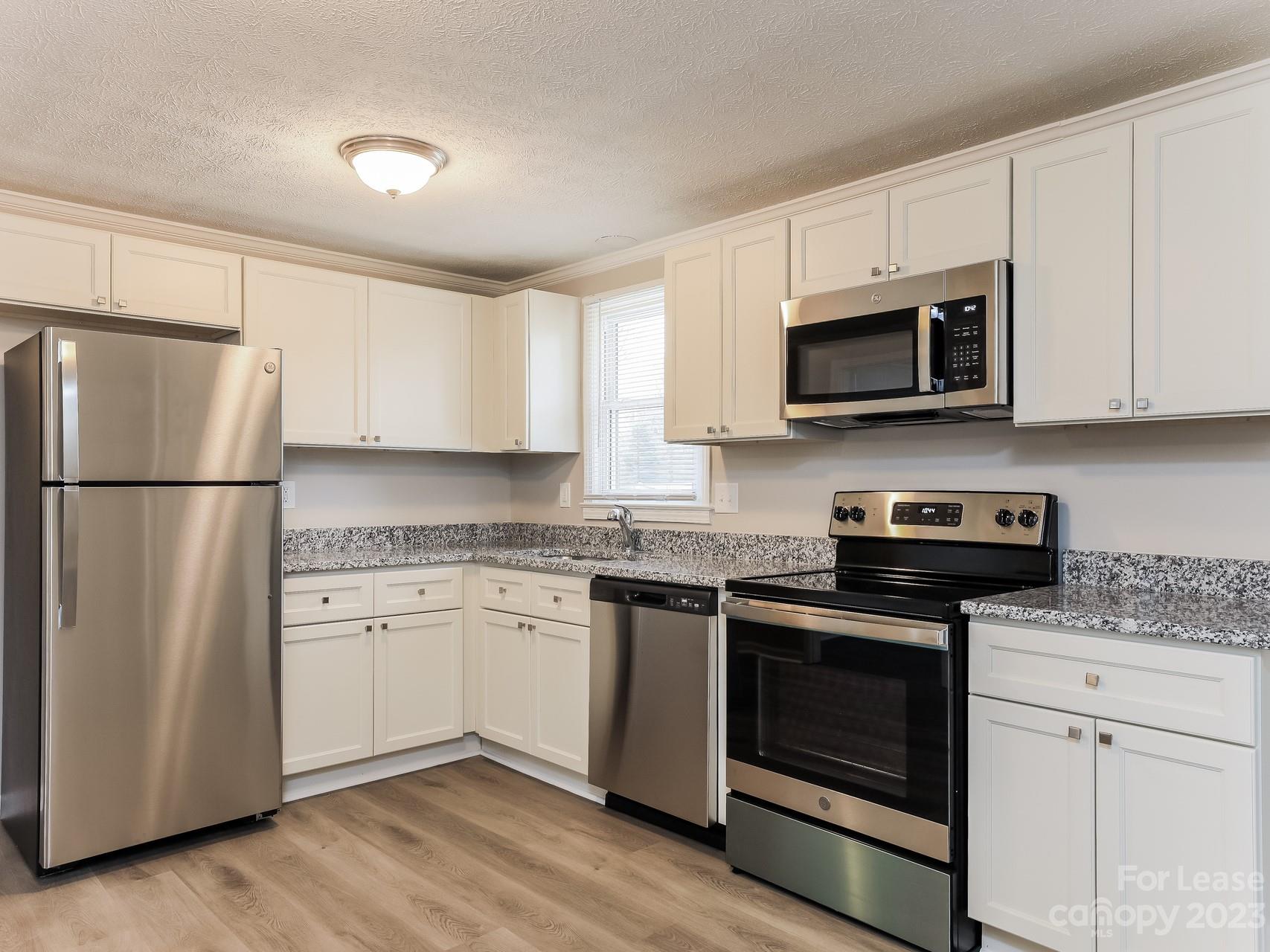 Crestview - Residential Lease