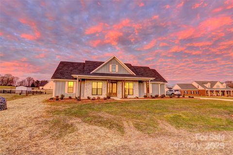 731 Kiser Road Bessemer City NC 28016