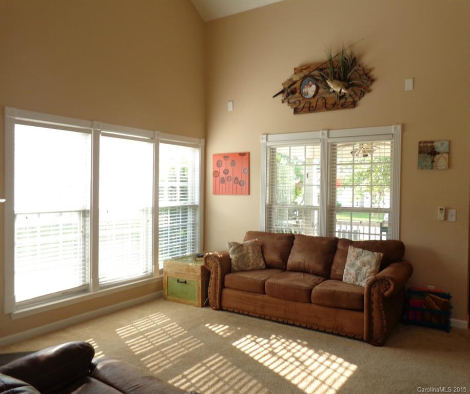 Rozumny Ridge - Residential