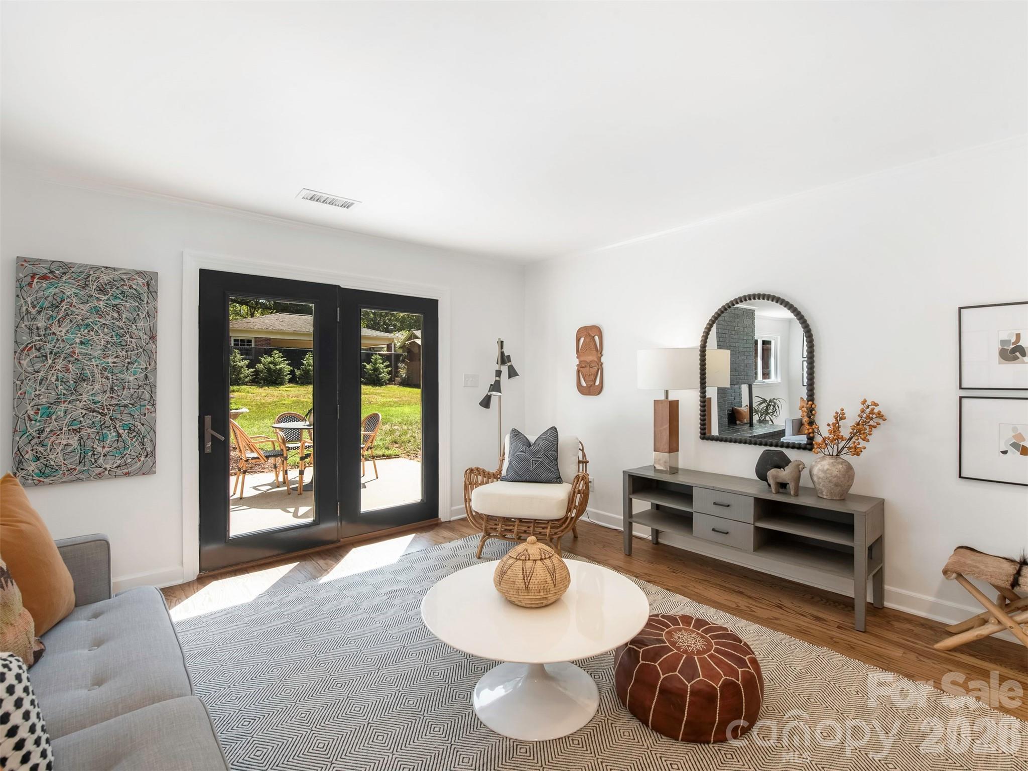 3717 Flowerfield Road