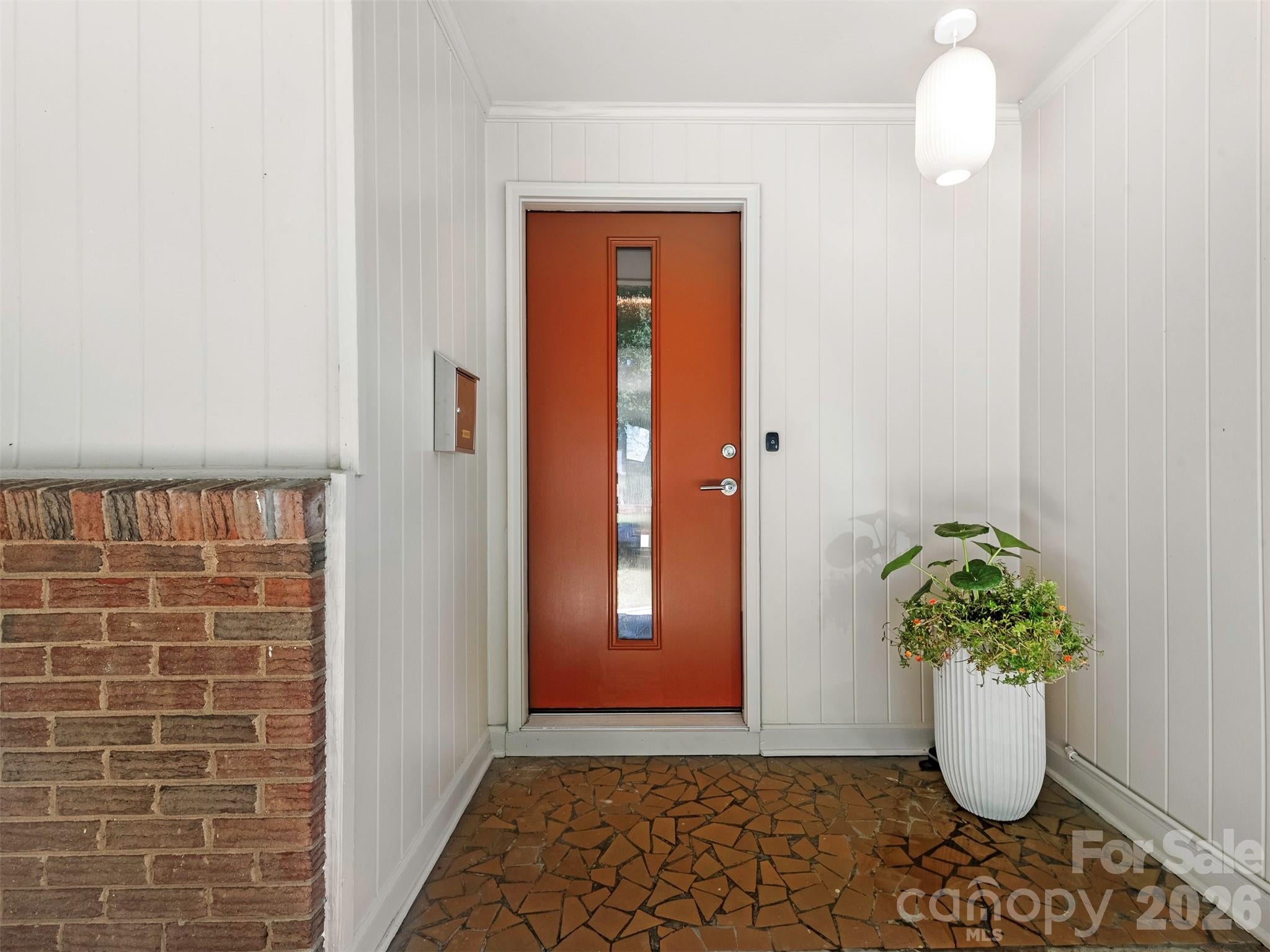 3717 Flowerfield Road