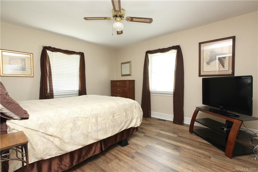 Commodore Peninsula - Residential