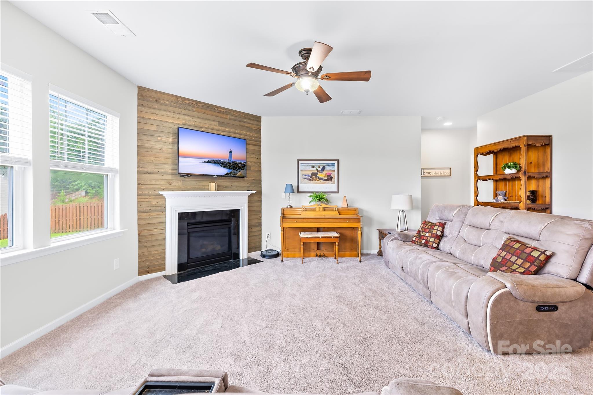 Almond Glen - Residential