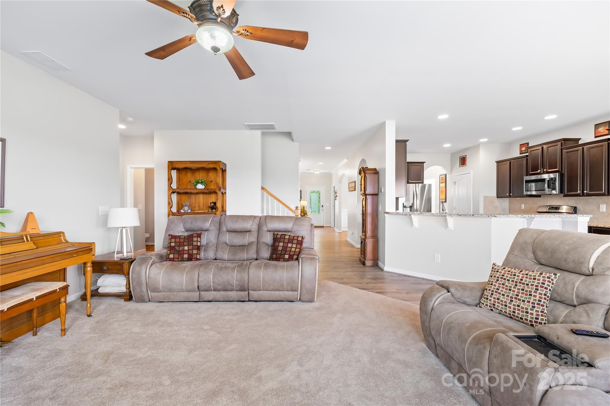 Almond Glen - Residential