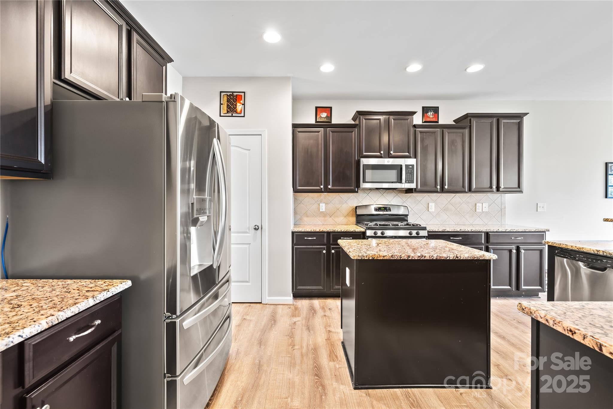 Almond Glen - Residential