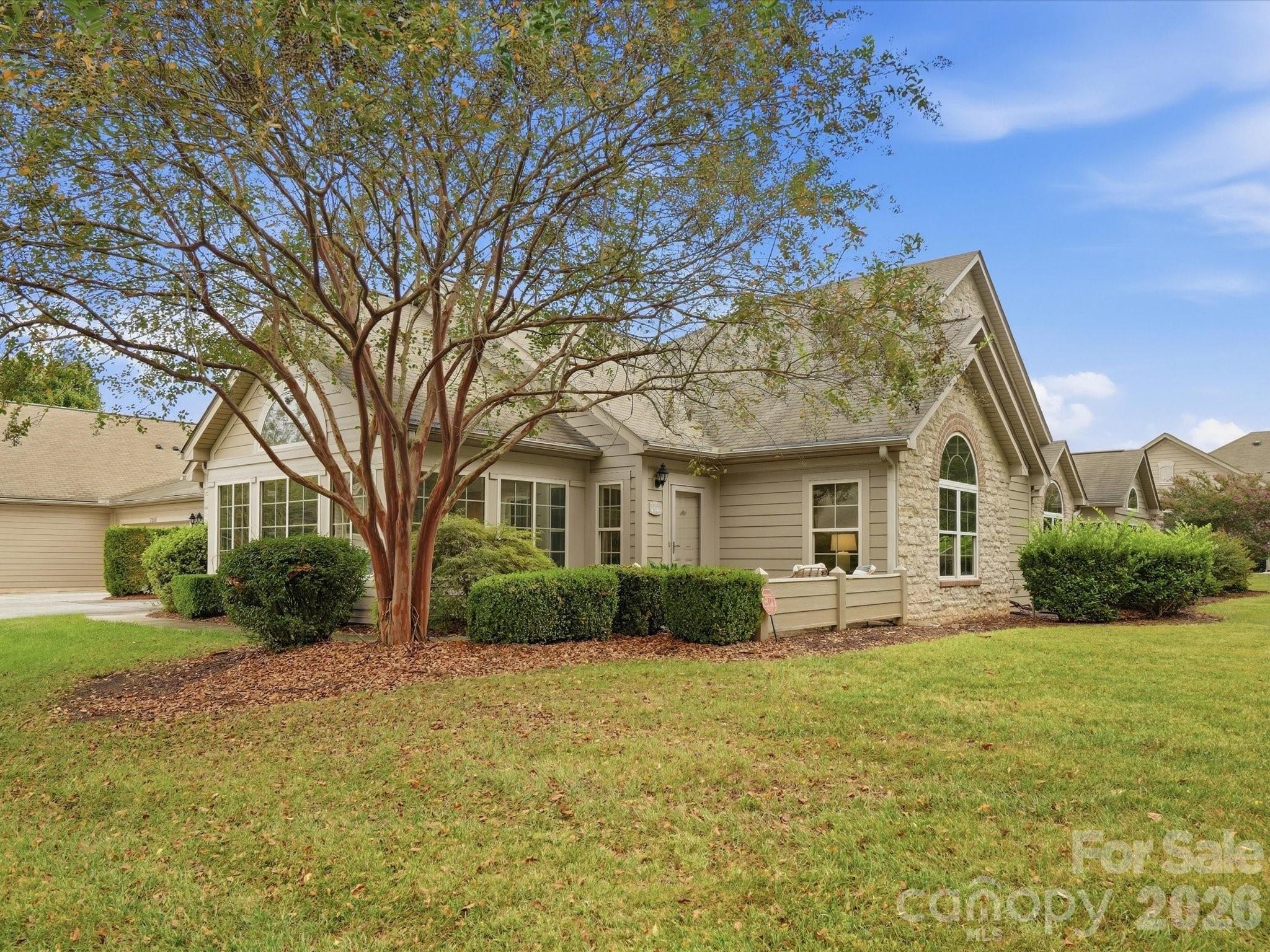 3546 S Bank Court