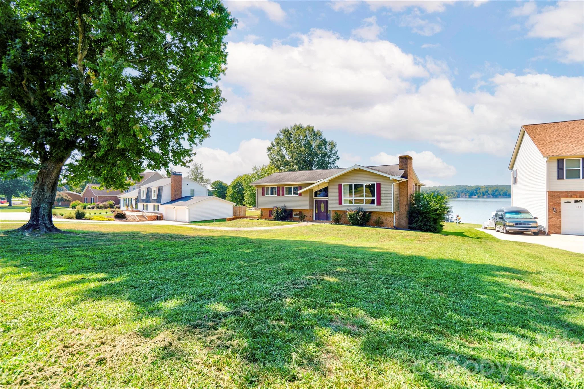 152 North Shore Drive, Cherryville, NC, 28021