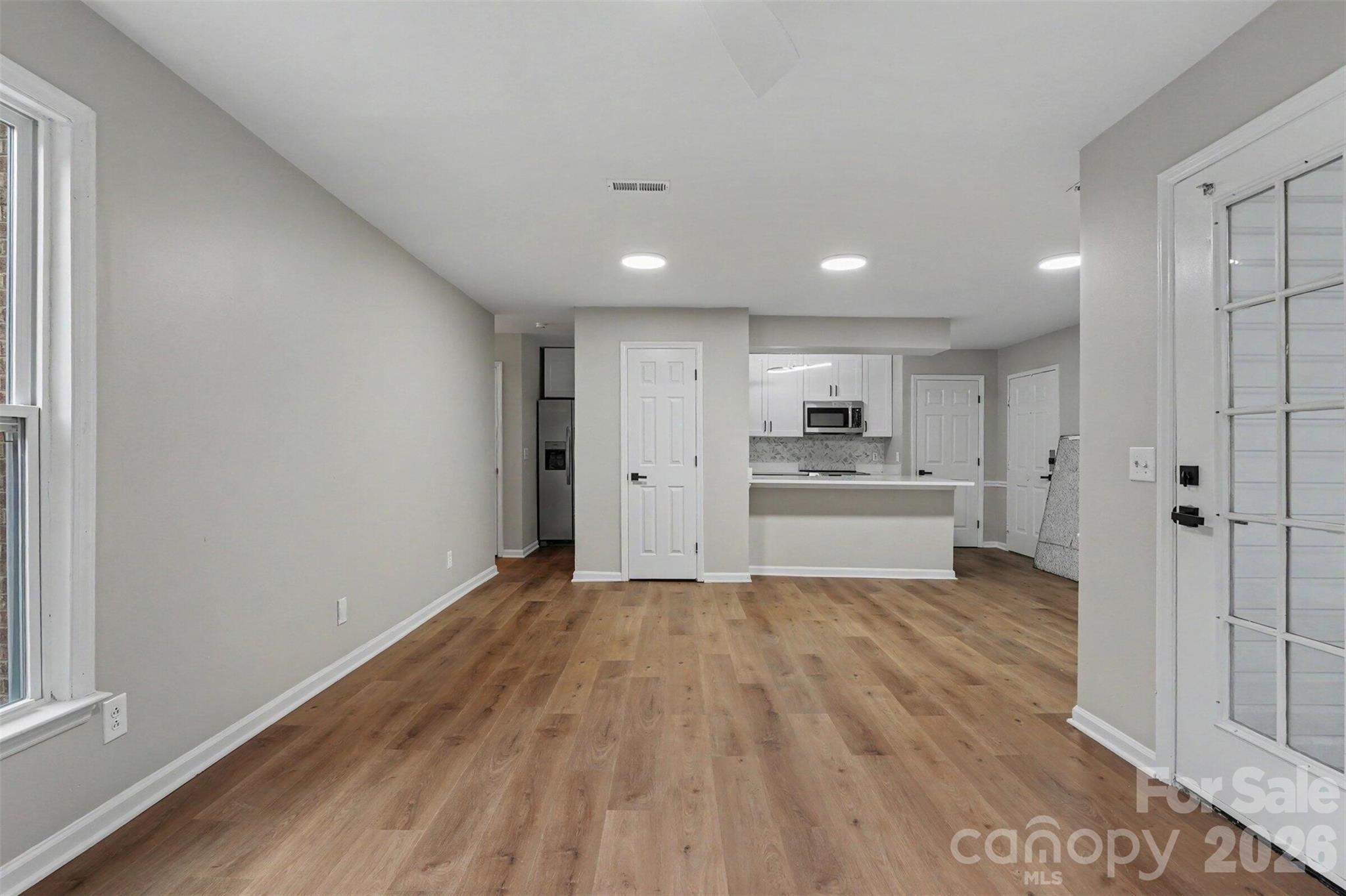 6260 Rosecroft Drive 6260