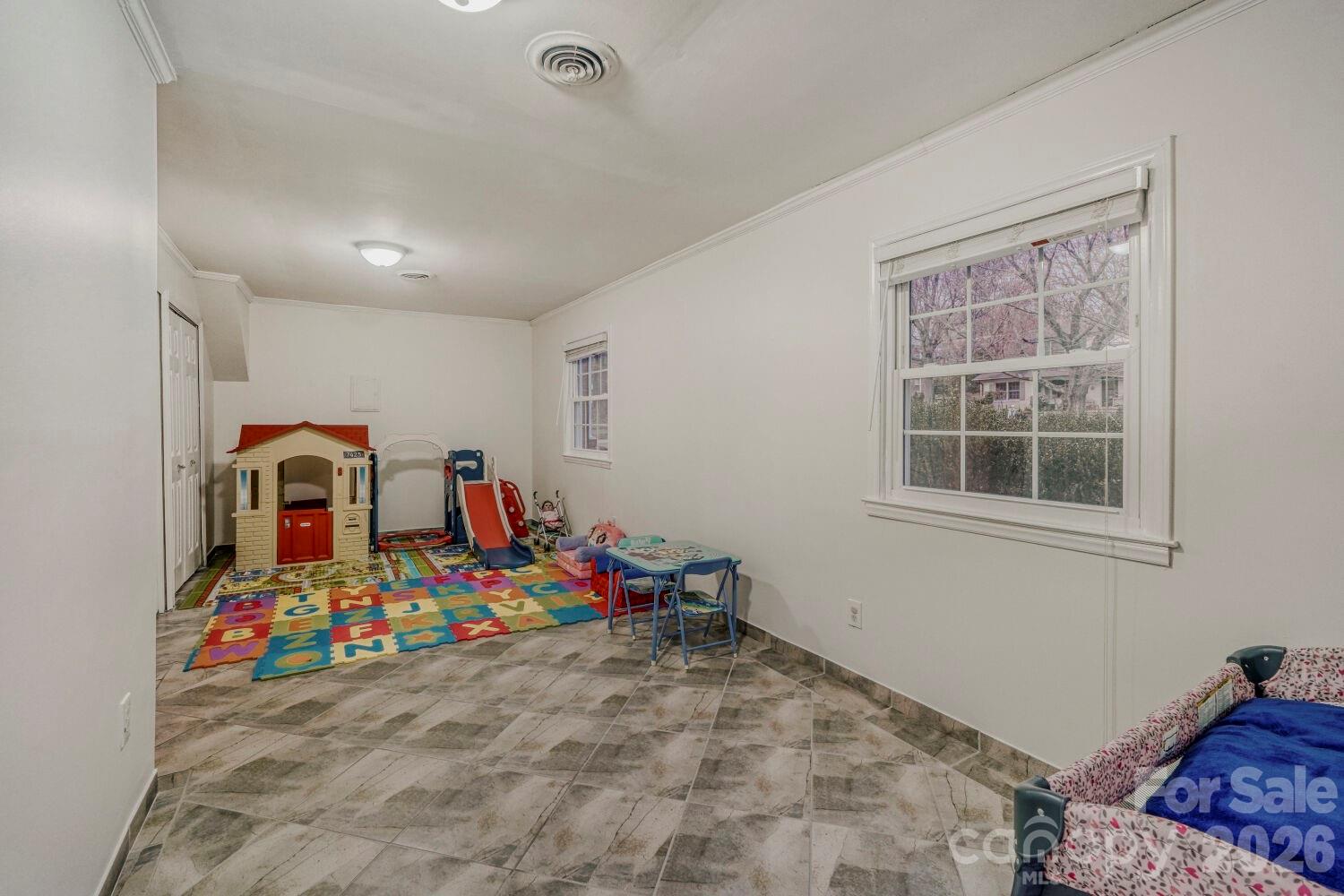 Castleton Gardens - Residential