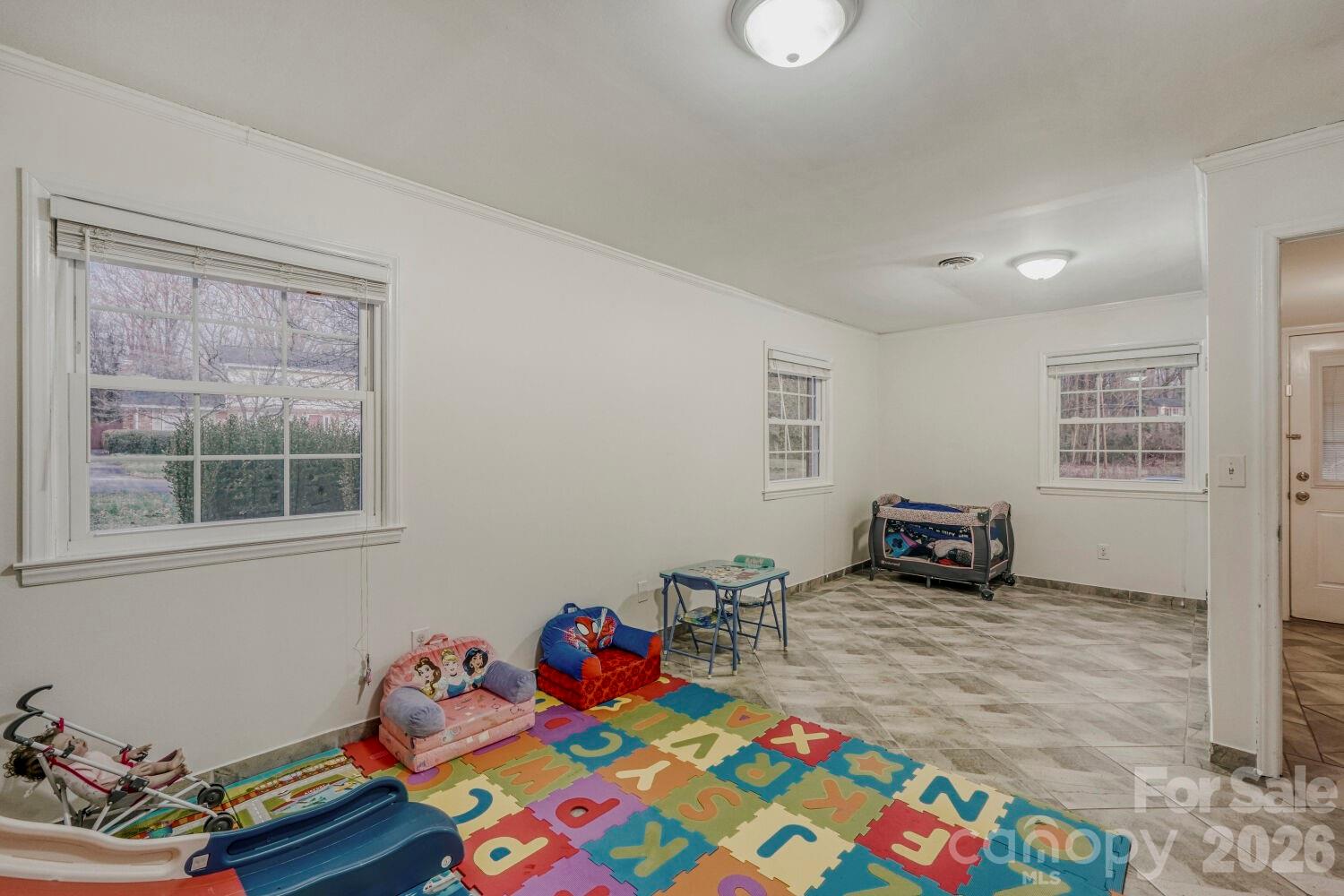 Castleton Gardens - Residential