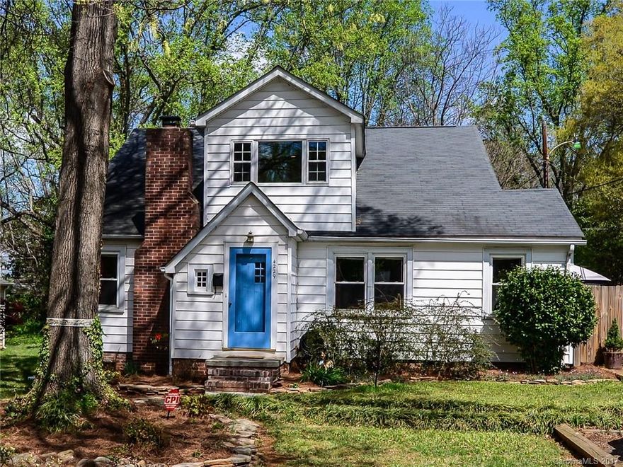 Look no further! Beautifully renovated home located in HOT Oakhurst includes new windows, new gas logs & updated wiring throughout home plus spacious bedrooms, large closets & an amazing loft area w/ picture window. Kitchen features new granite, sink & tile backsplash completed this year. Separate utility room offers additional storage. Enjoy the large fenced backyard w/ an amazing new deck for all of your outdoor entertaining. Don’t miss this opportunity!