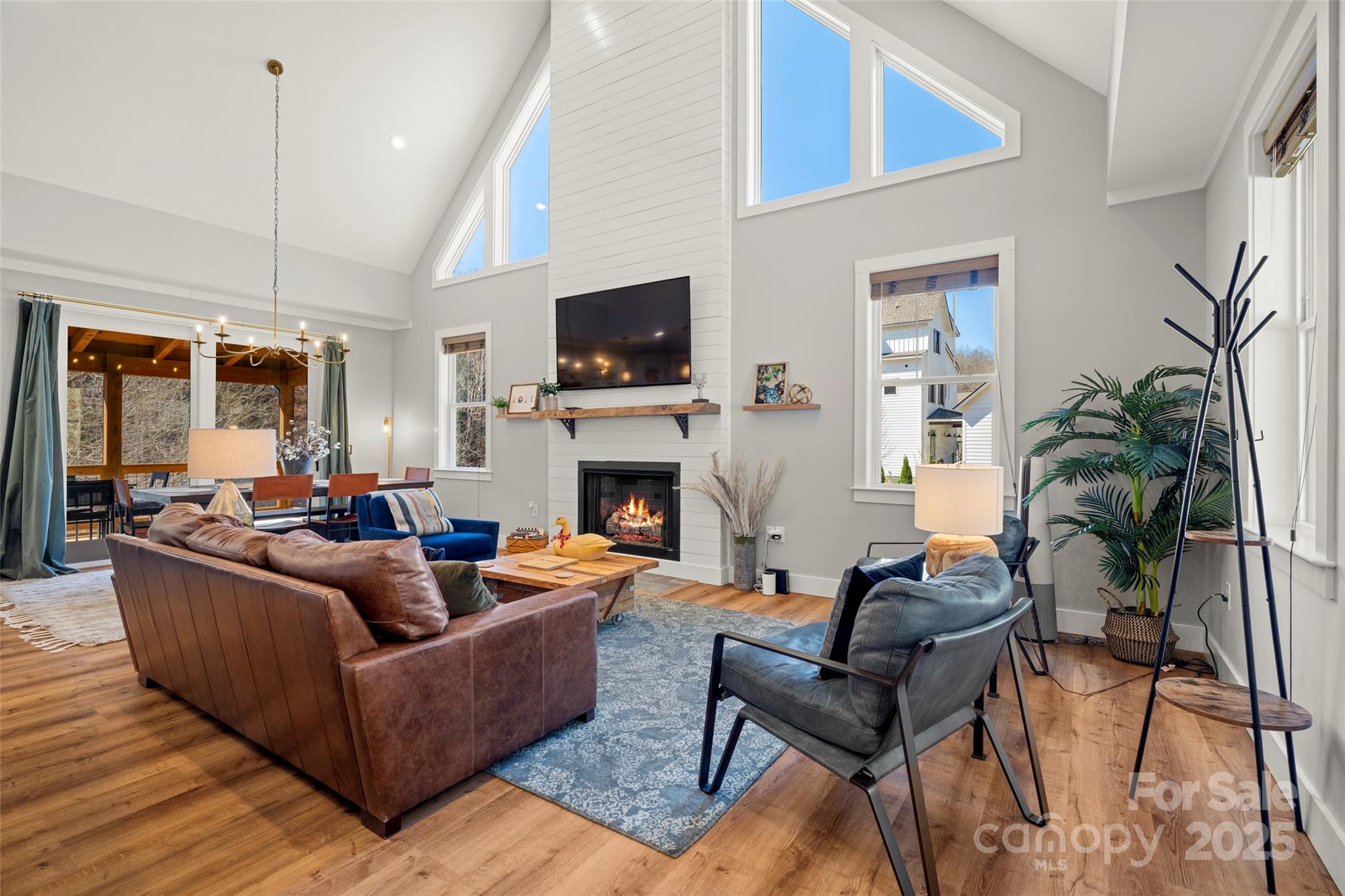 186 Grayling Drive