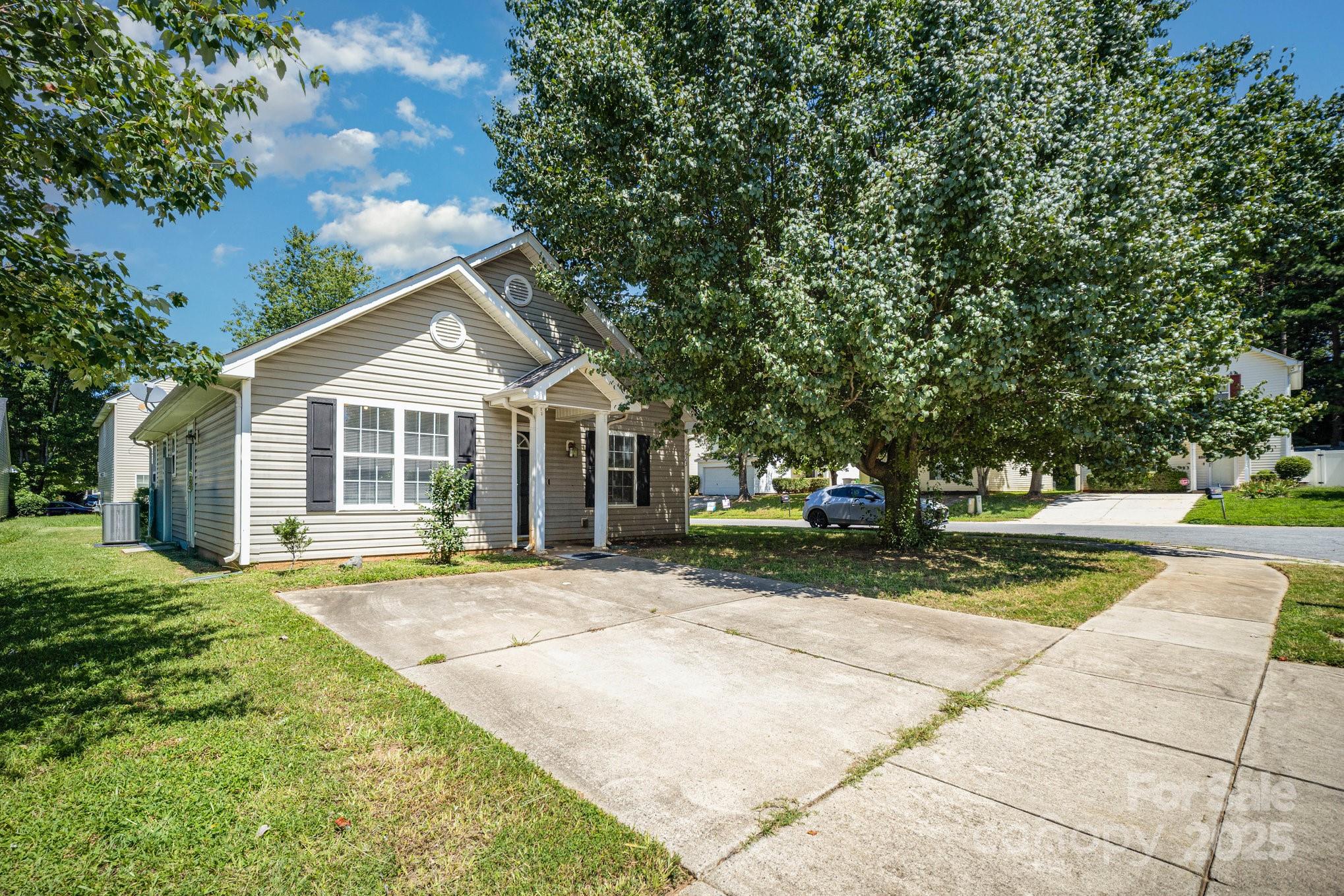 1623 Forest Stream Court