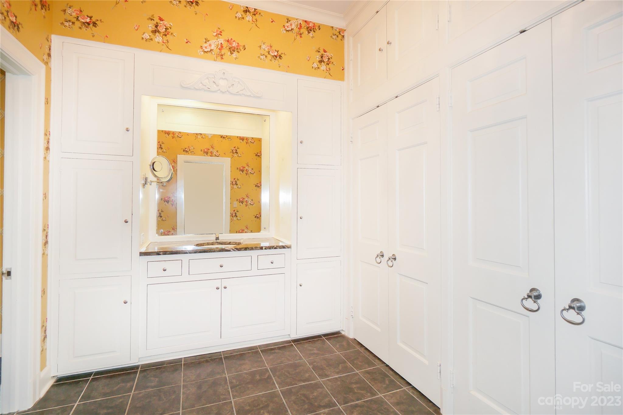 Forest Hill - Residential