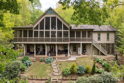 Photo of 149 Hiwassee Road, Lake Toxaway, NC 28747 (MLS # 4377735)