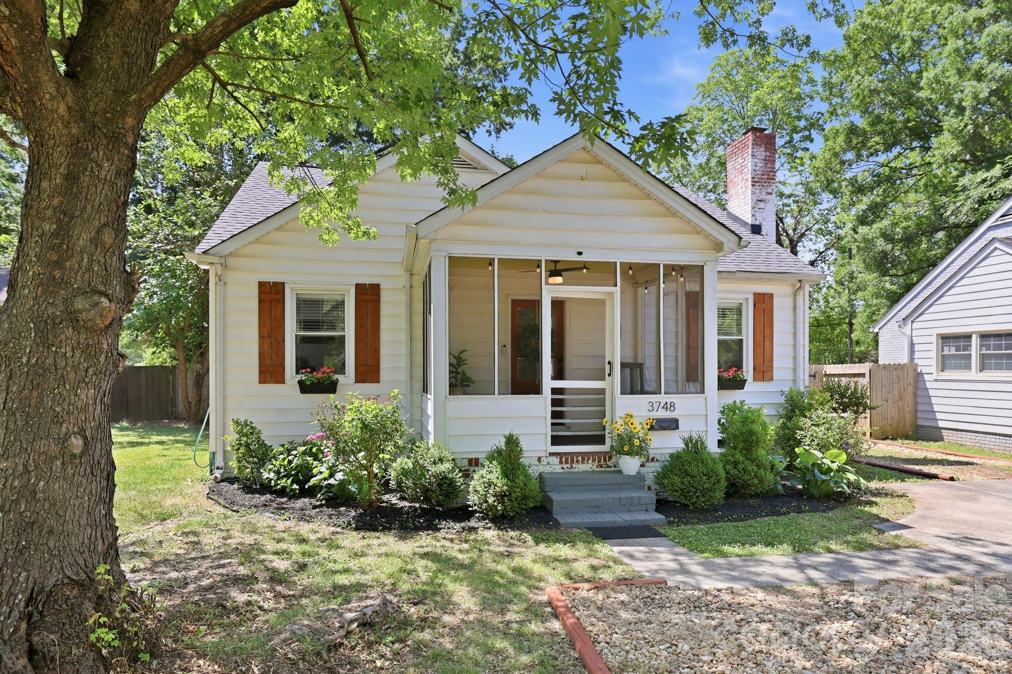 Plaza Acres - Residential