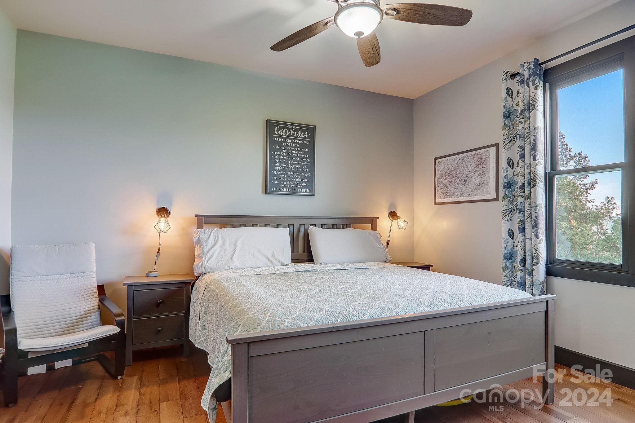 Hawk Mountain - Residential