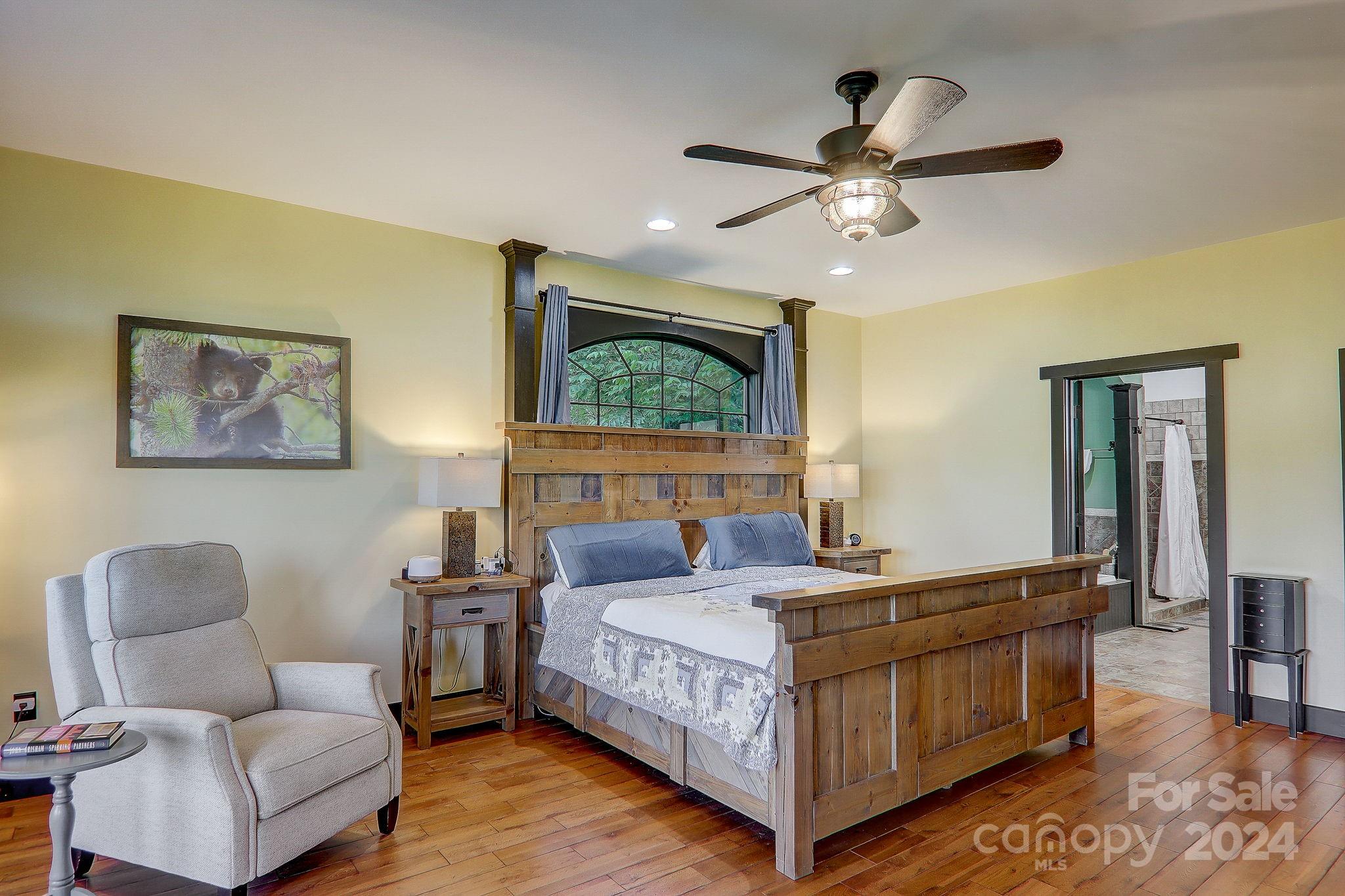 Hawk Mountain - Residential