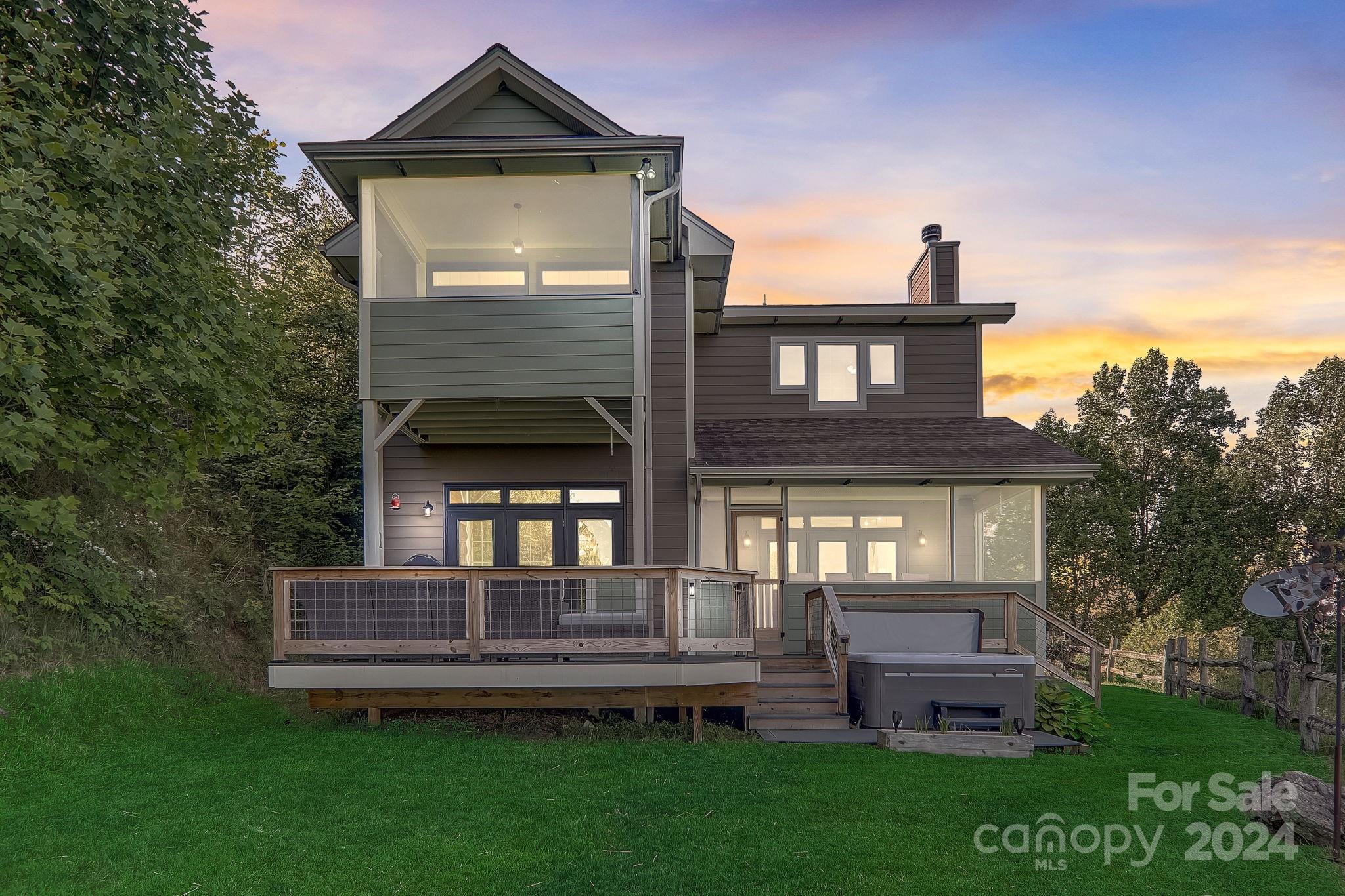 Hawk Mountain - Residential