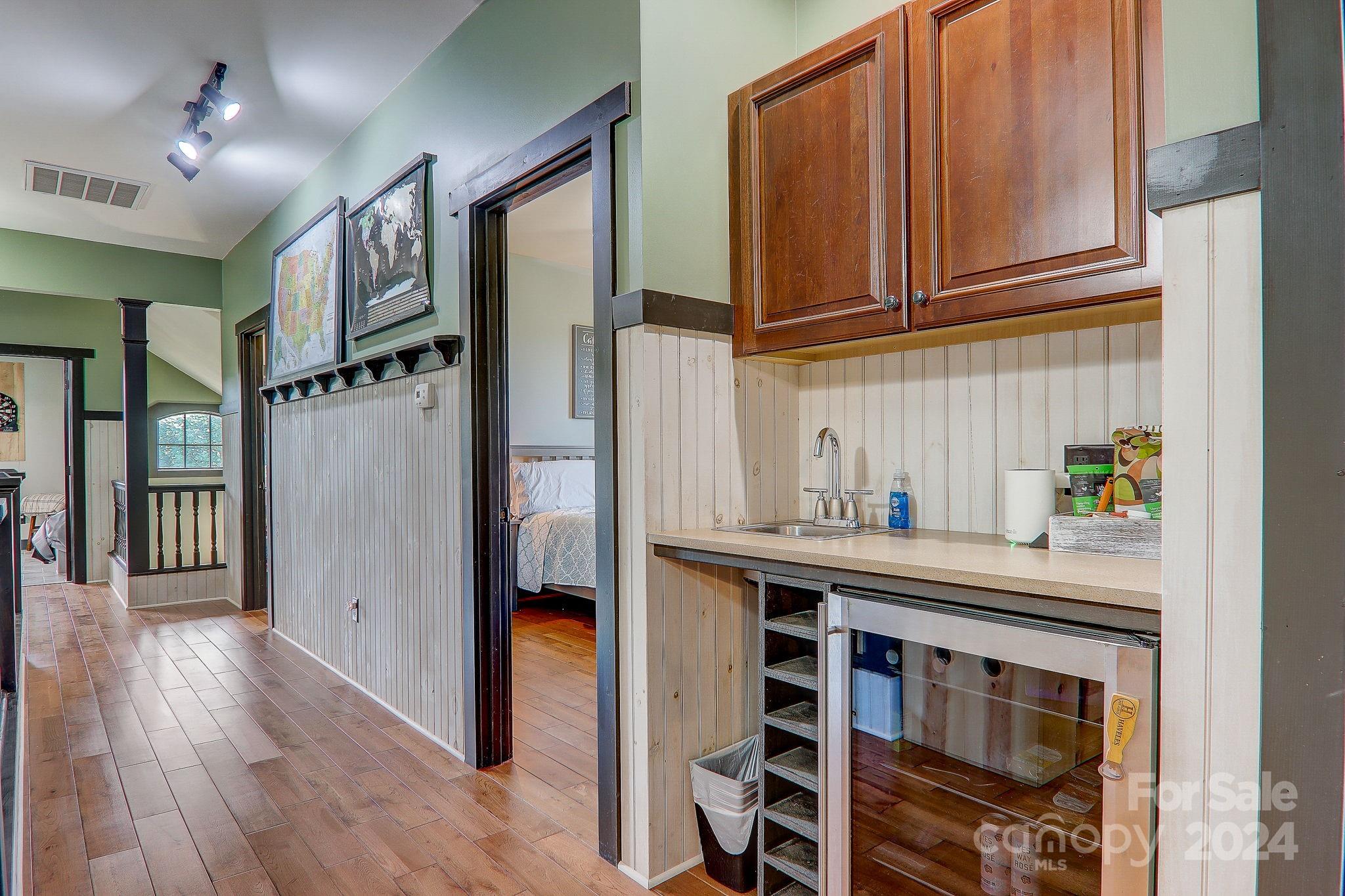 Hawk Mountain - Residential