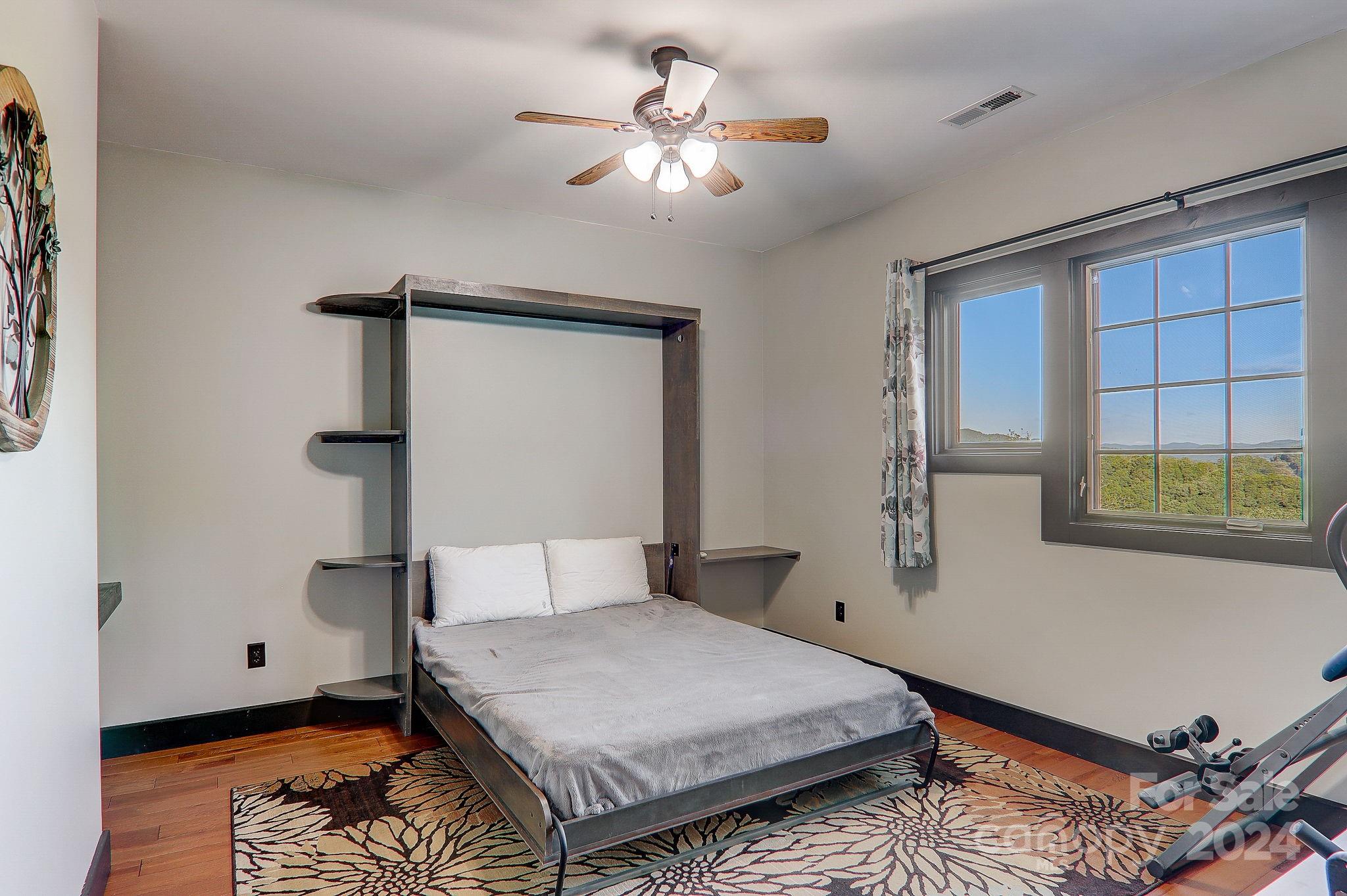 Hawk Mountain - Residential