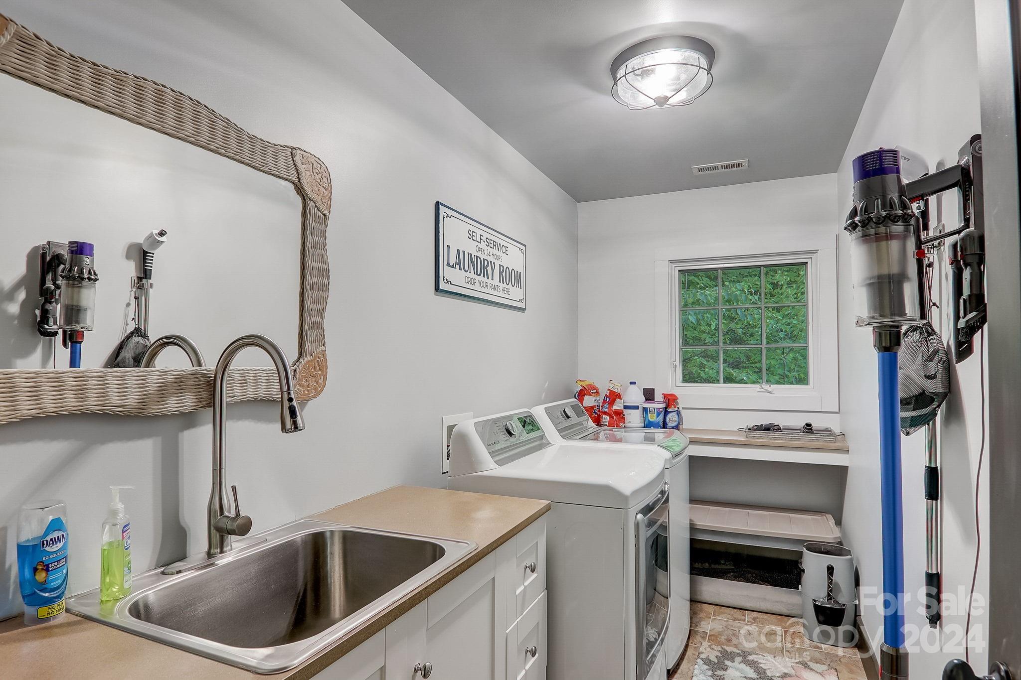 Hawk Mountain - Residential