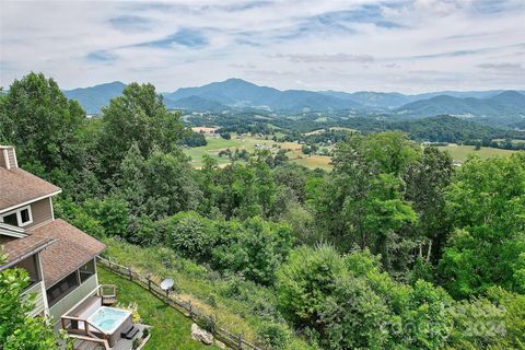 A home in Waynesville