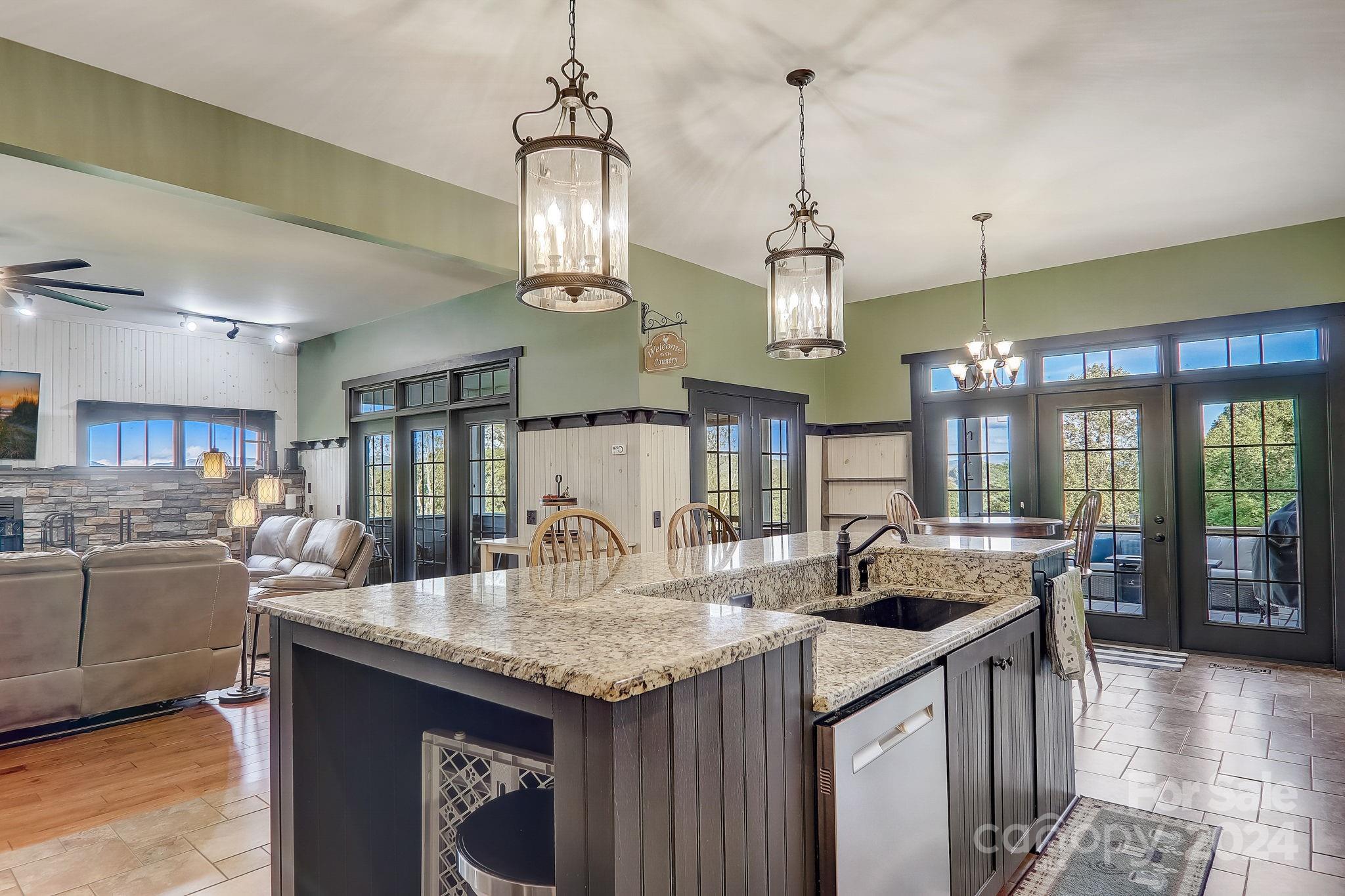 Hawk Mountain - Residential