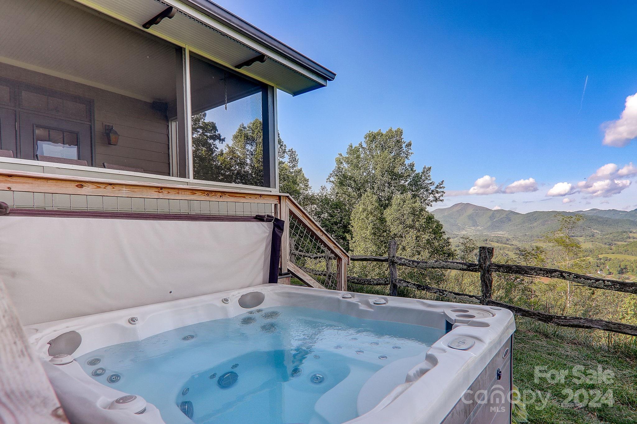 Hawk Mountain - Residential