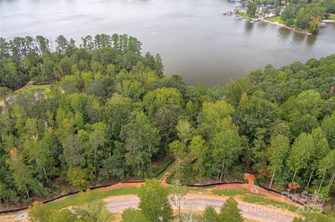818 Lakeforest Lane 6 Clover SC 29710