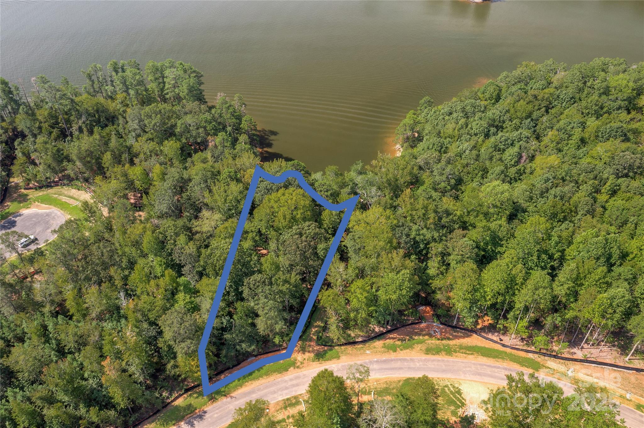 McLean - South Shore - Land