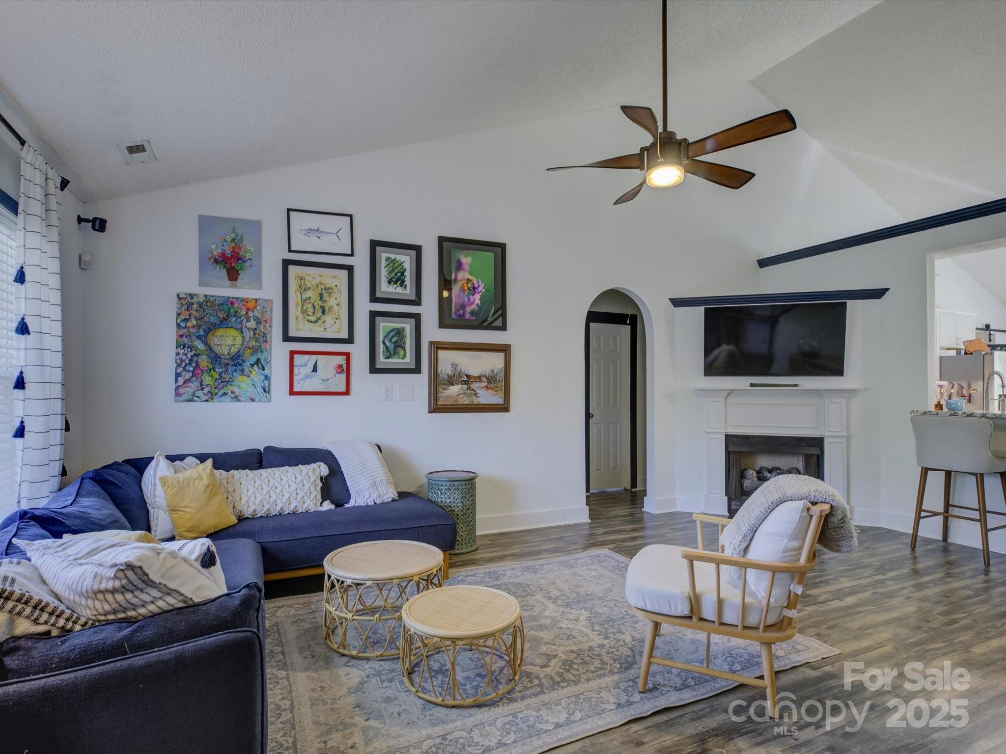 1488 Meadow Glen Lane