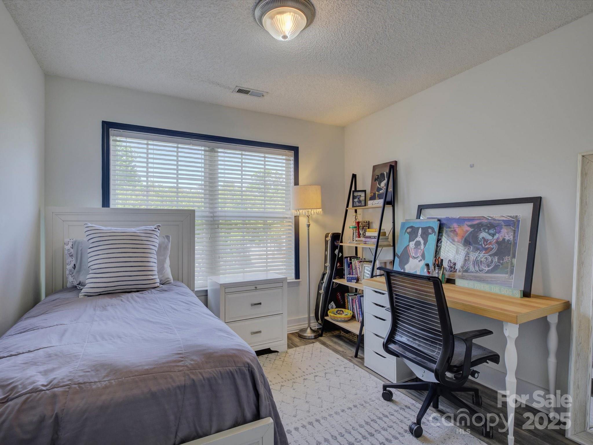 Hallmark Glen - Residential