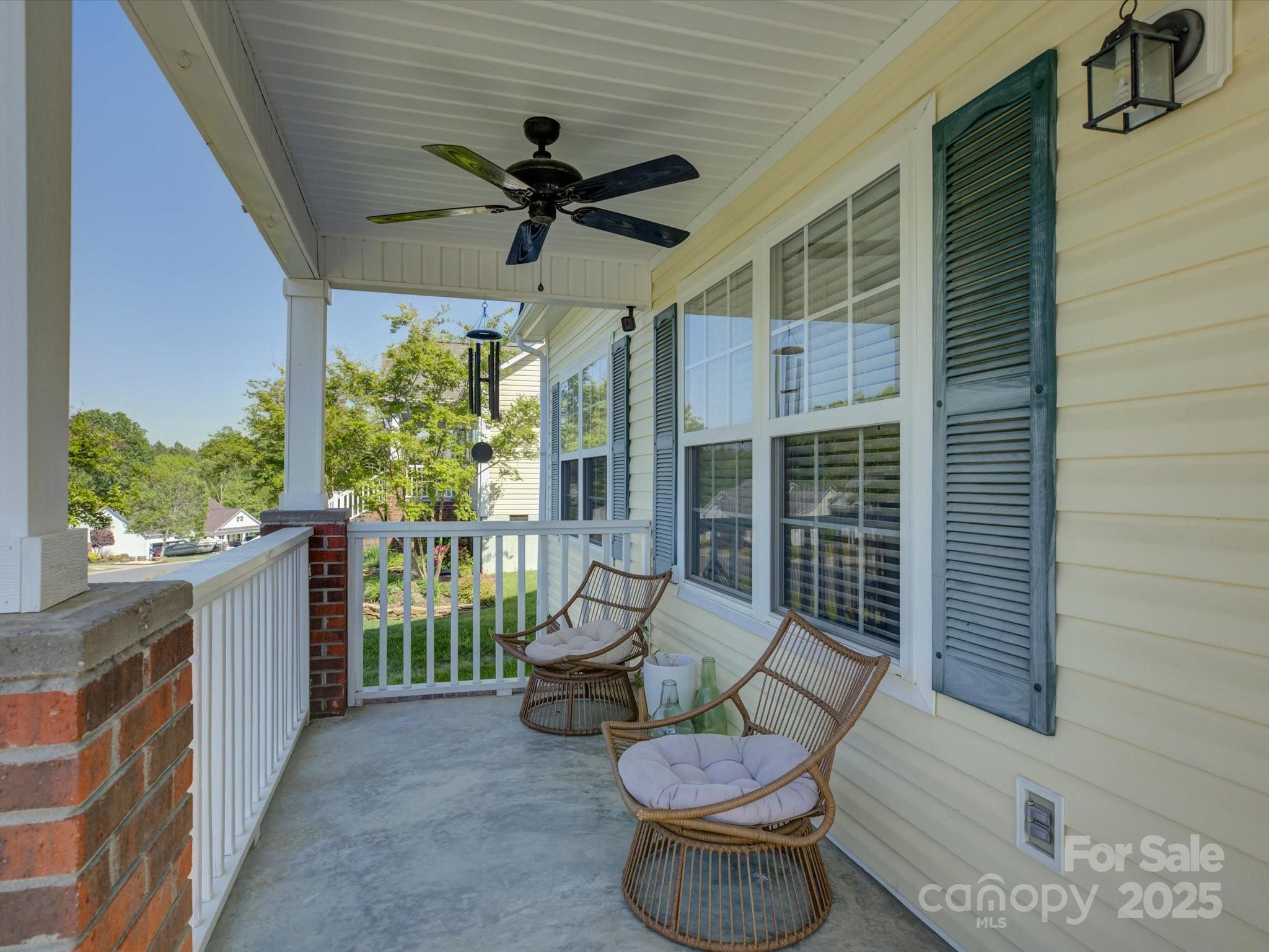 1488 Meadow Glen Lane