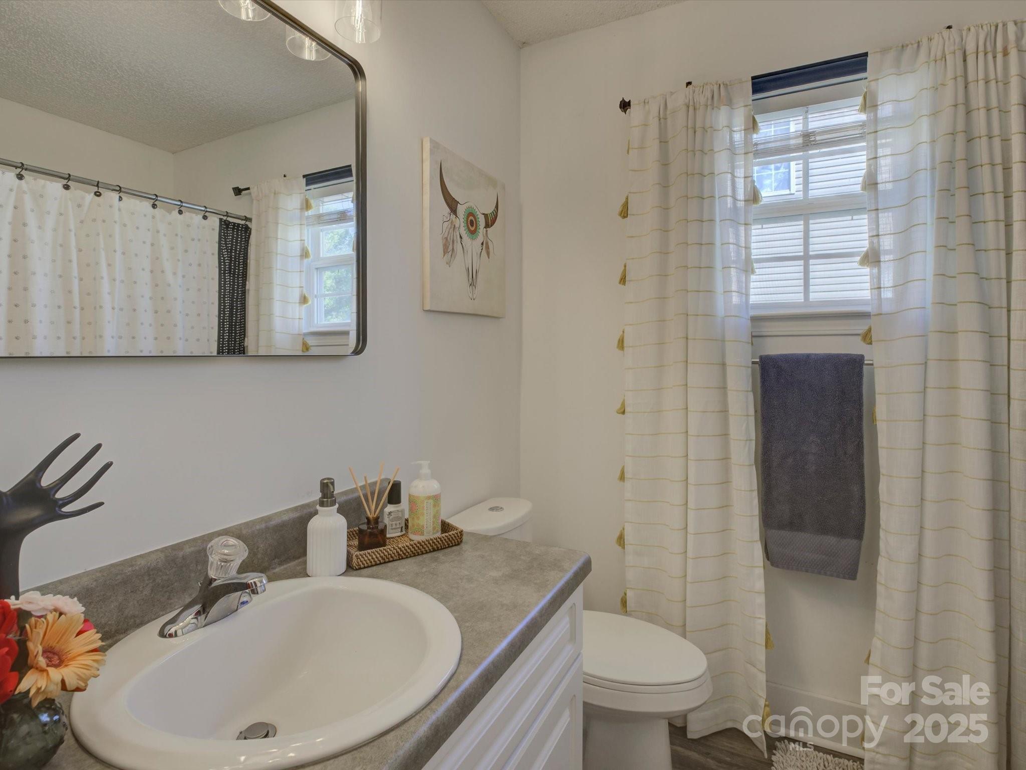 Hallmark Glen - Residential