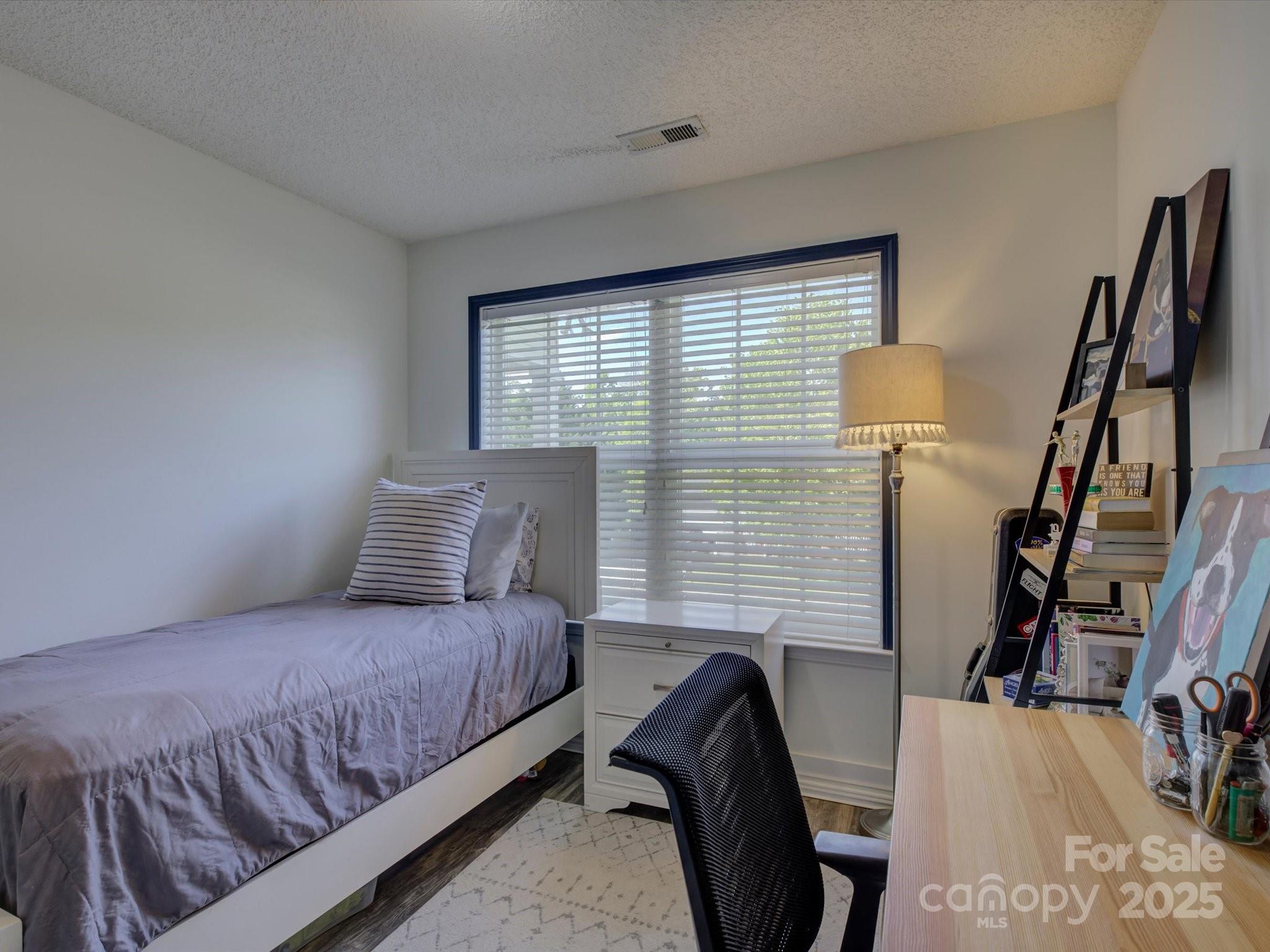 Hallmark Glen - Residential