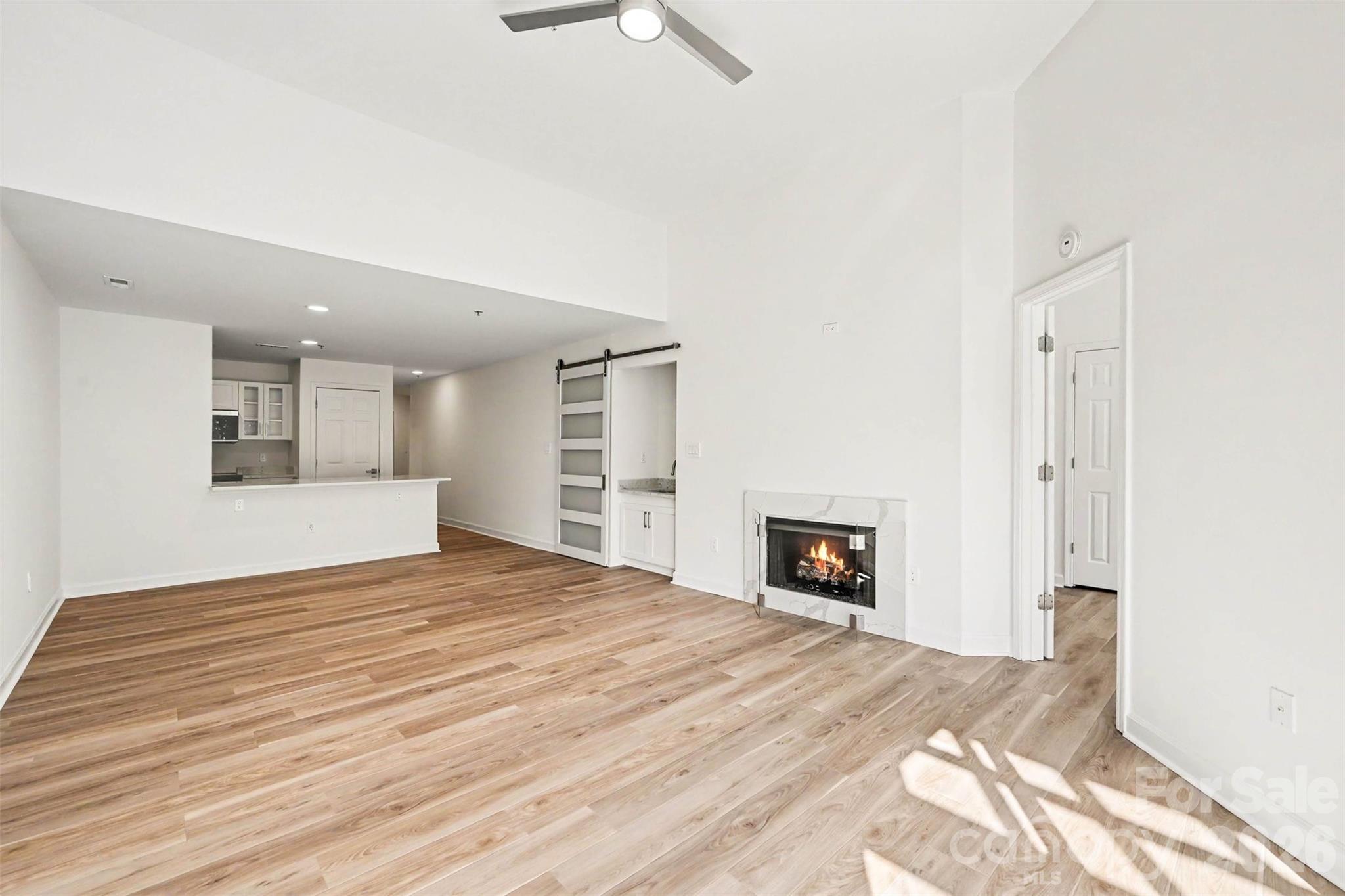 108 Pier 33 Drive 409