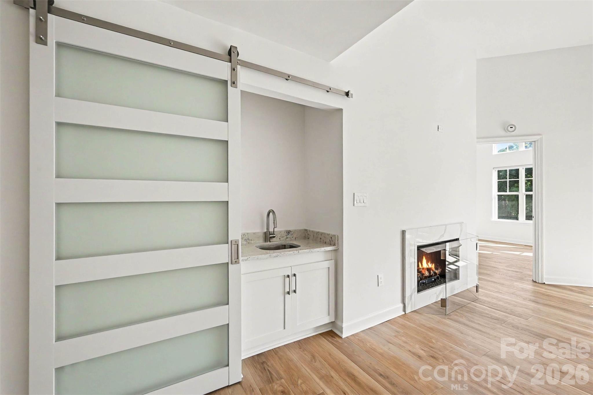 108 Pier 33 Drive 409