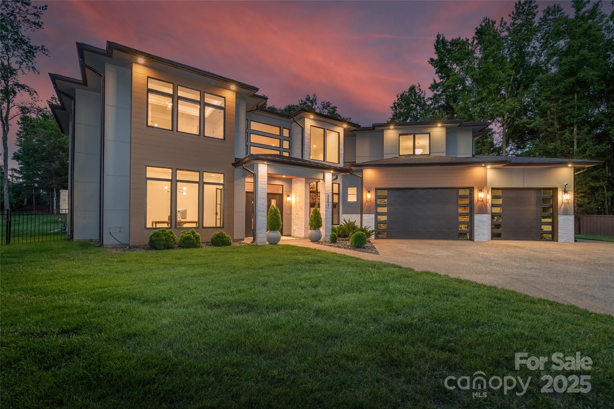 8403 Sarsfield Court