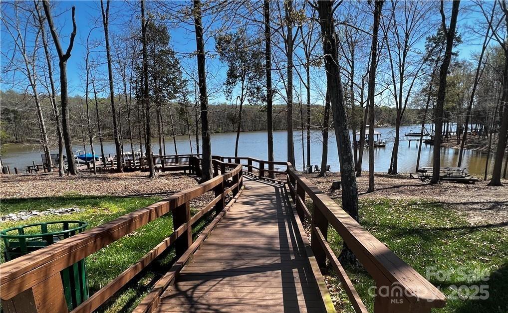 The Vineyards on Lake Wylie - Residential