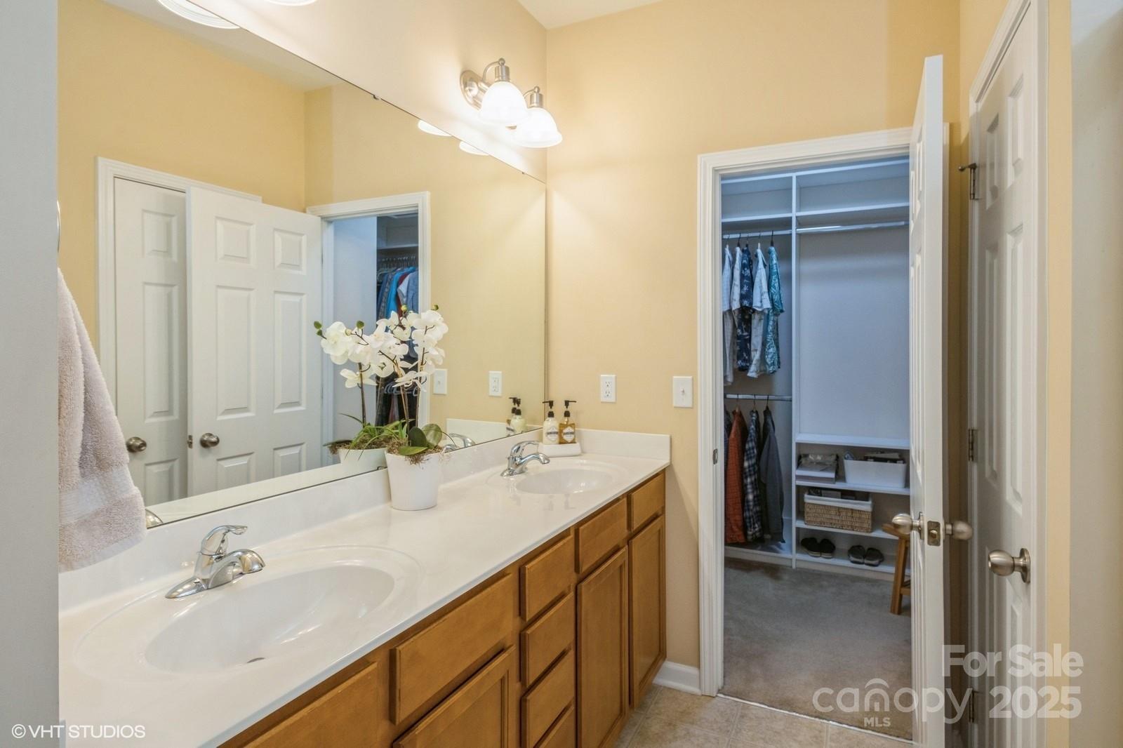 The Vineyards on Lake Wylie - Residential