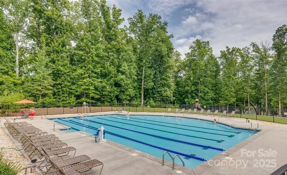 The Vineyards on Lake Wylie - Residential