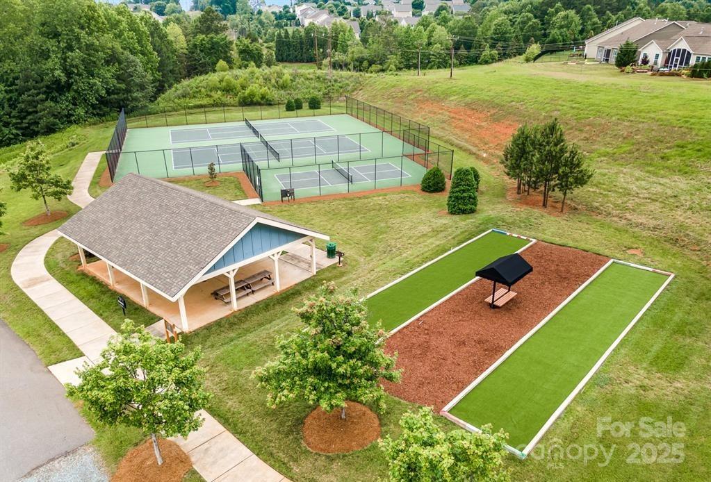 The Vineyards on Lake Wylie - Residential
