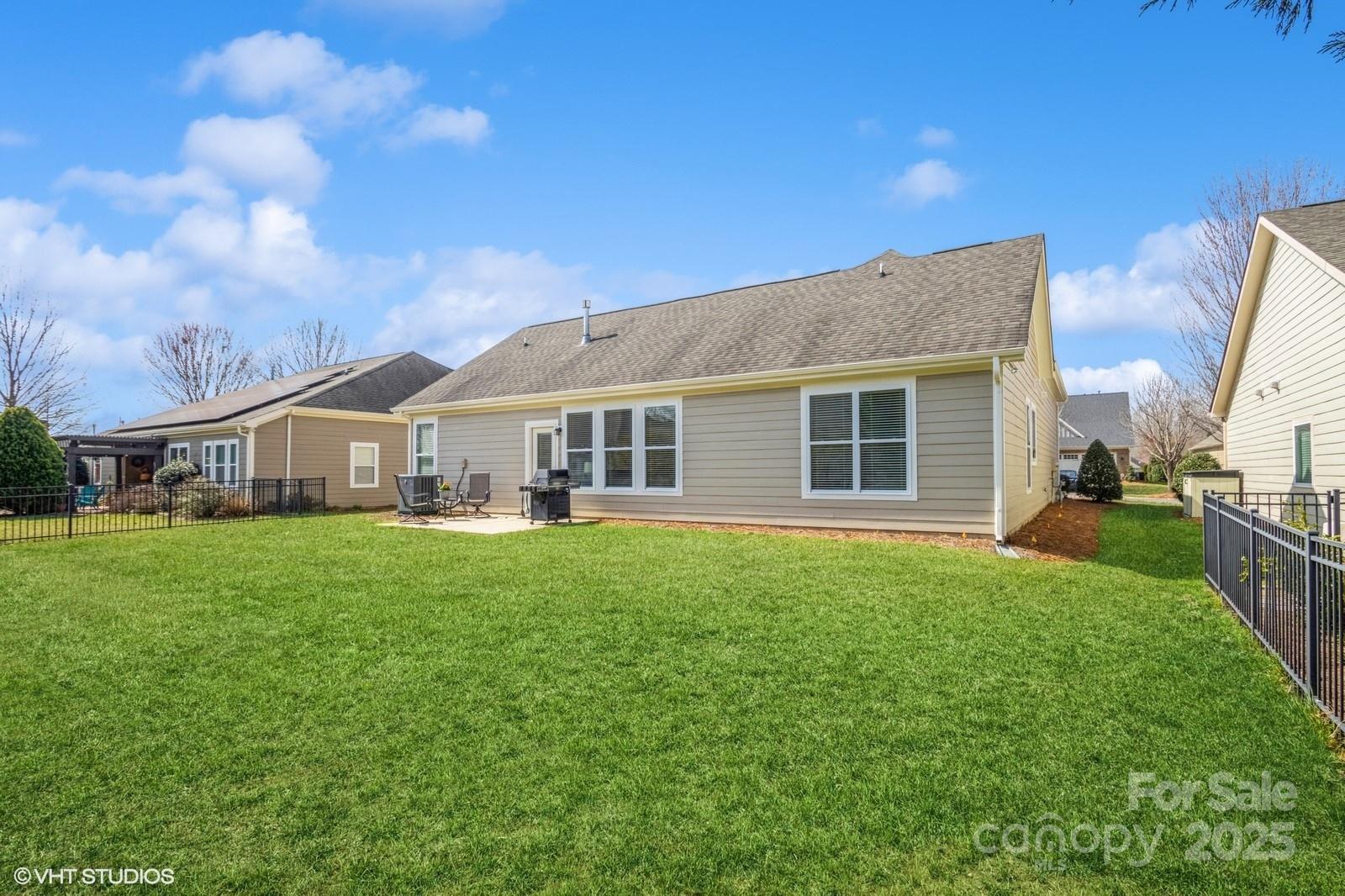 The Vineyards on Lake Wylie - Residential